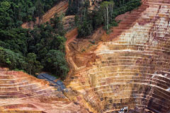 'Dünyanın Akciğerleri' olarak bilinen Amazon Ormanları madenciliğe açılıyor